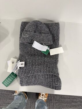Lacoste Men's Gray Ribbed Knit Scarf & Beanie Duo